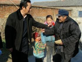 【2010年度中国好人】“好经理”尚进：壮大企业不忘父老乡亲 不遗余力帮贫助困