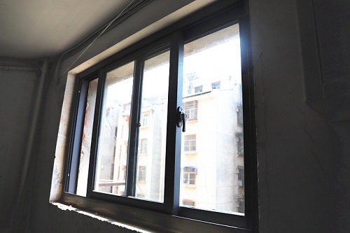 460平方米200多扇窗户  连云港市路南街道装新窗暖了居民心